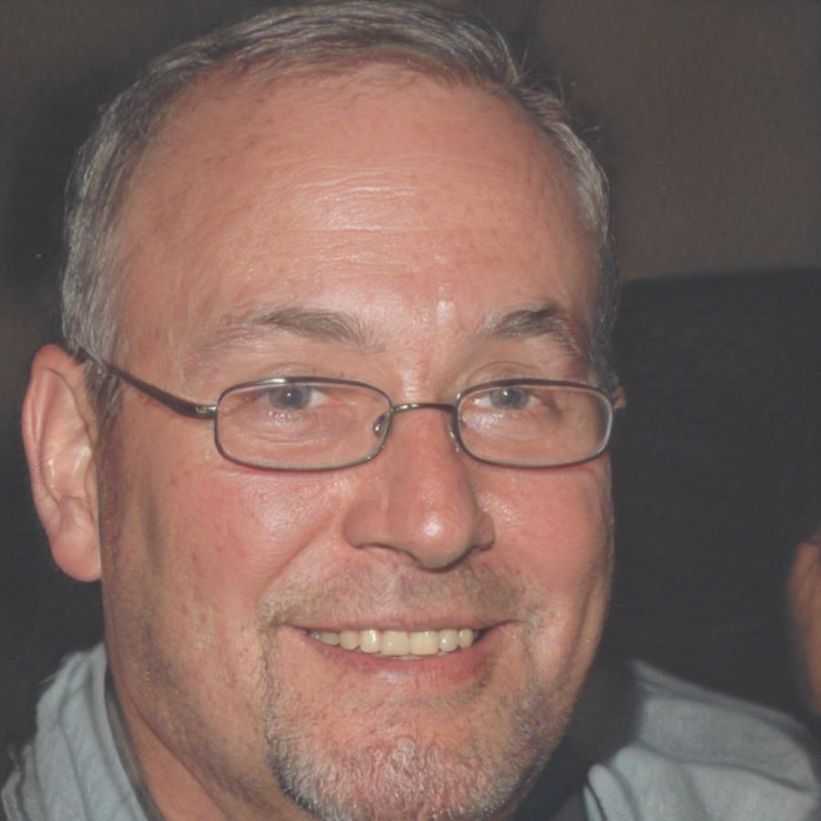 Portrait von Finanzexperte Hendrik Müller